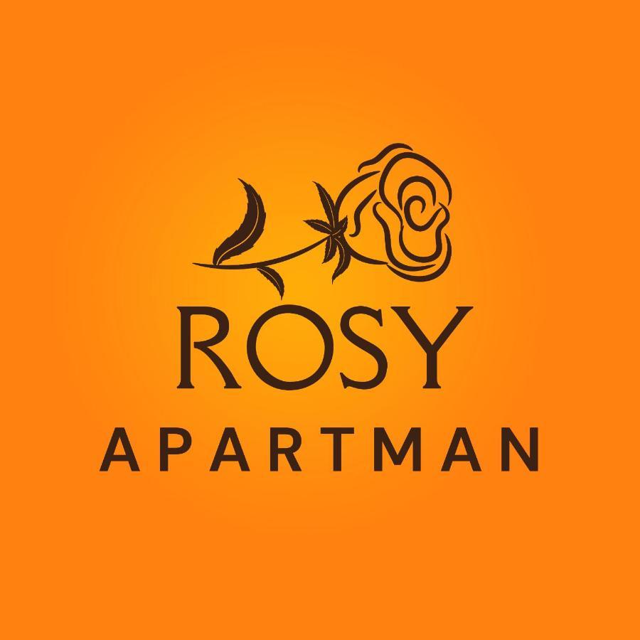 Rosy Apartman Apartamento Vonyarcvashegy Exterior foto